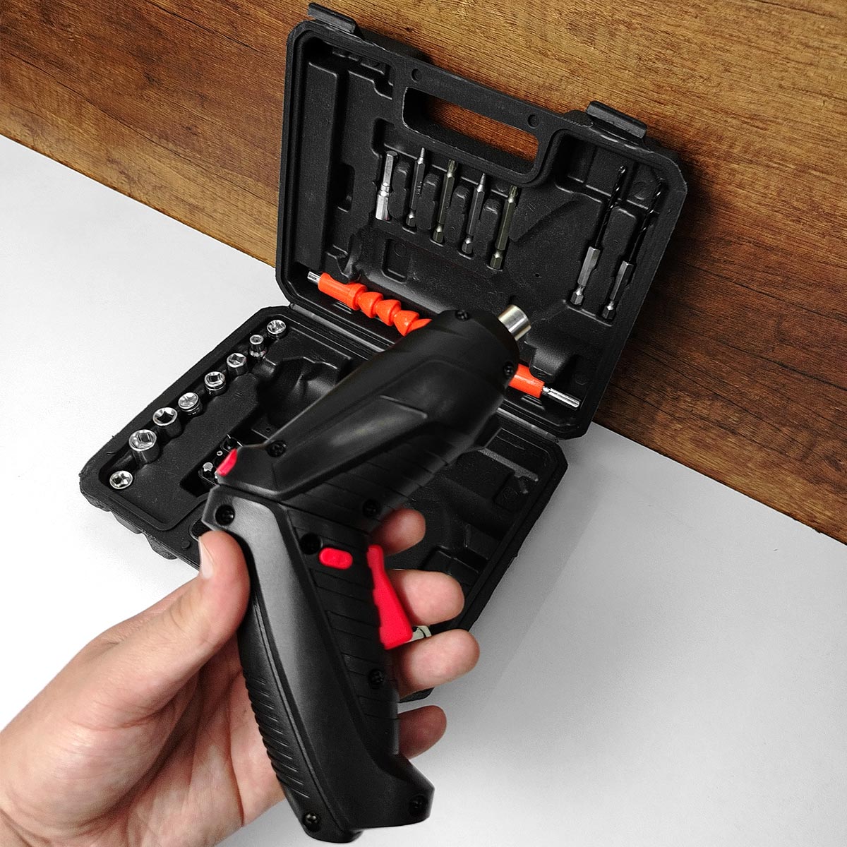Atornillador Eléctrico Compacto Recargable Pro